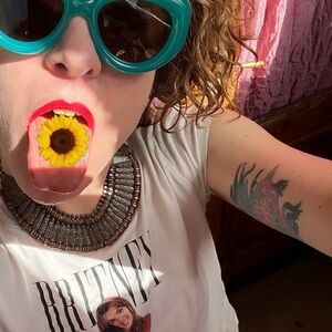 Meet your Posher, Mimi